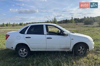 Седан ВАЗ 2190 Granta 2015 в 