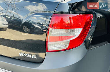 Седан ВАЗ 2190 Granta 2012 в 