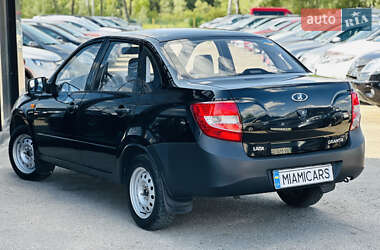 Седан ВАЗ 2190 Granta 2012 в 