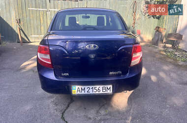 Седан ВАЗ 2190 Granta 2014 в 