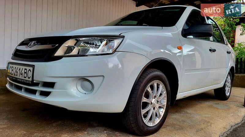 ВАЗ / Lada 2190 Granta 2013