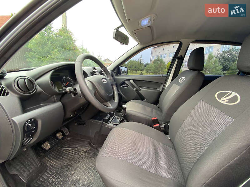 Седан ВАЗ / Lada 2190 Granta 2014 в Ахтырке