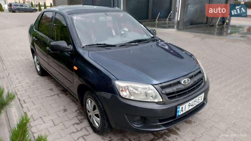 Седан ВАЗ / Lada 2190 Granta 2012 в Києві