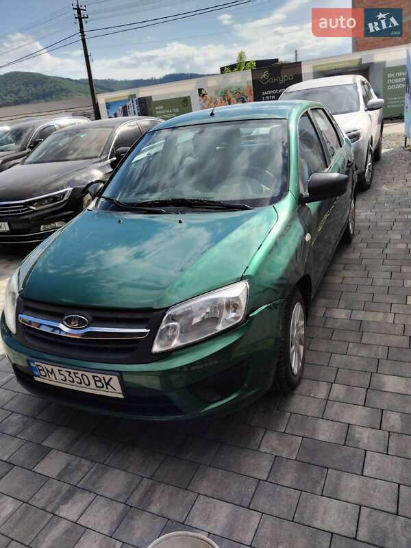 ВАЗ / Lada 2190 Granta 2017