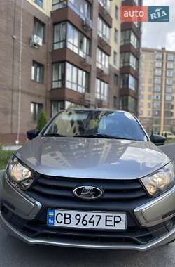 Седан ВАЗ 2190 Granta 2020 в 