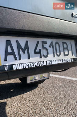 Седан ВАЗ 2190 Granta 2012 в 