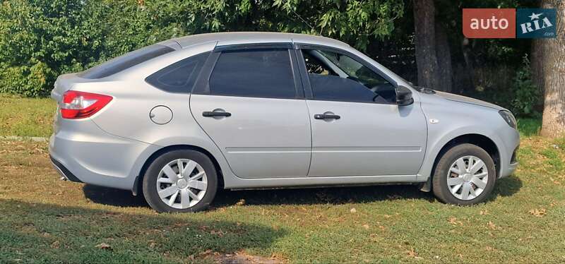 Седан ВАЗ / Lada 2190 Granta 2021 в Прилуках фото 7 Седан ВАЗ / Lada 2190 Granta 2021 в Прилуках