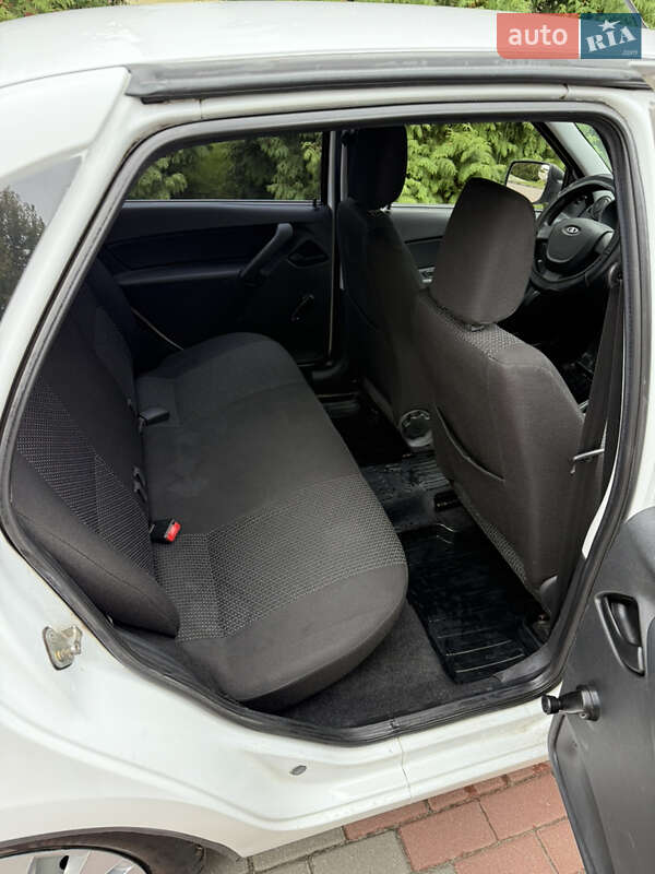 Седан ВАЗ / Lada 2190 Granta 2013 в Сумах фото 25 Седан ВАЗ / Lada 2190 Granta 2013 в Сумах