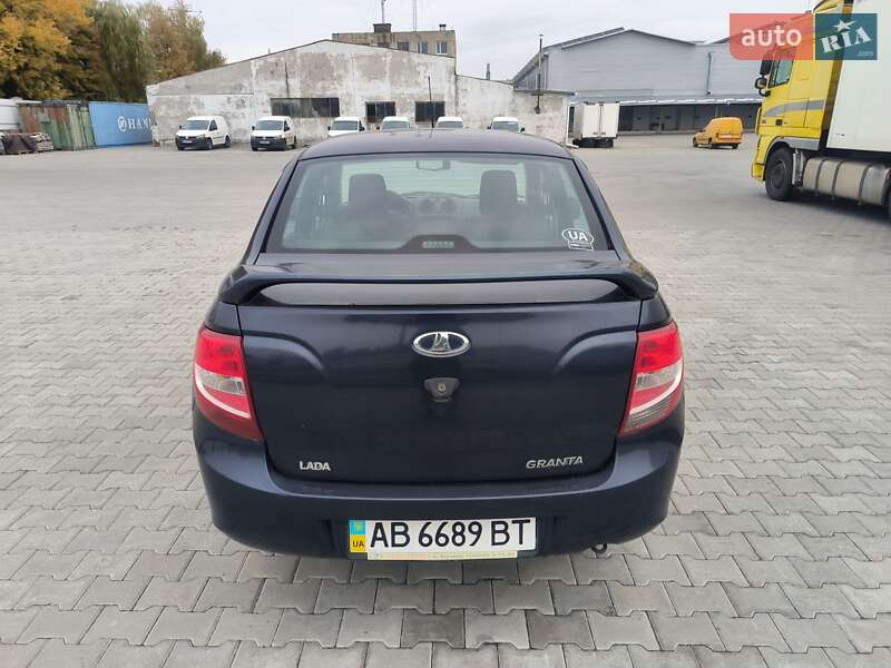 Седан ВАЗ / Lada 2190 Granta 2013 в Виннице фото 3 Седан ВАЗ / Lada 2190 Granta 2013 в Виннице