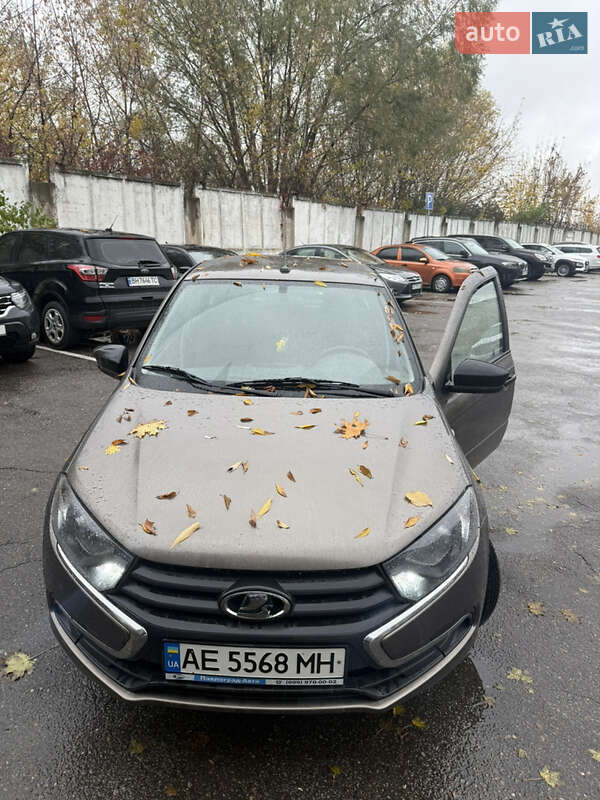 Седан ВАЗ / Lada 2190 Granta 2019 в Тернівці