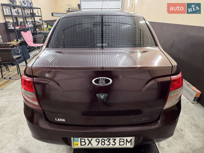 Седан ВАЗ / Lada 2190 Granta 2013 в Бердичеве фото 6 Седан ВАЗ / Lada 2190 Granta 2013 в Бердичеве