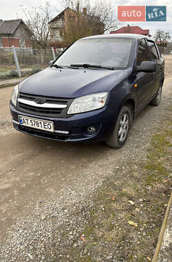 Седан ВАЗ 2190 Granta 2012 в Ходореві