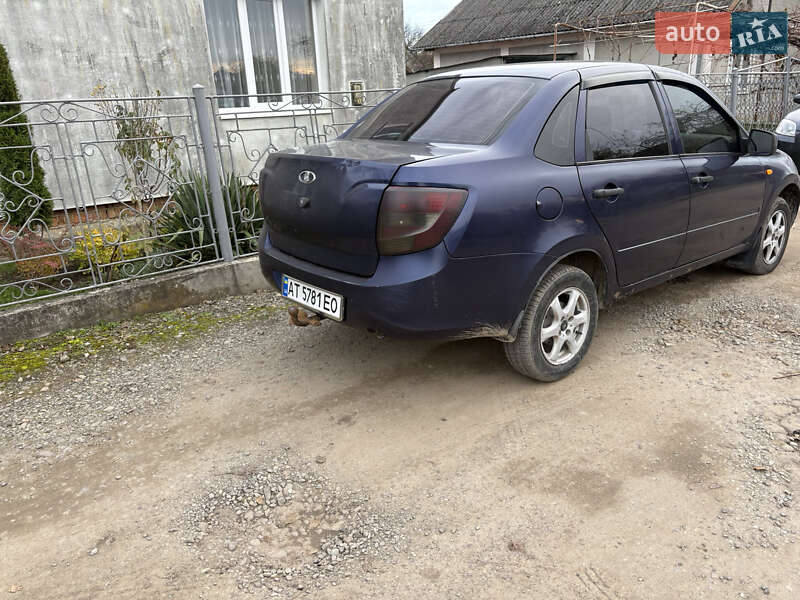 Седан ВАЗ / Lada 2190 Granta 2012 в Ходореві фото 5 Седан ВАЗ / Lada 2190 Granta 2012 в Ходореві