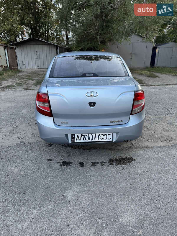 Седан ВАЗ / Lada 2190 Granta 2013 в Запорожье