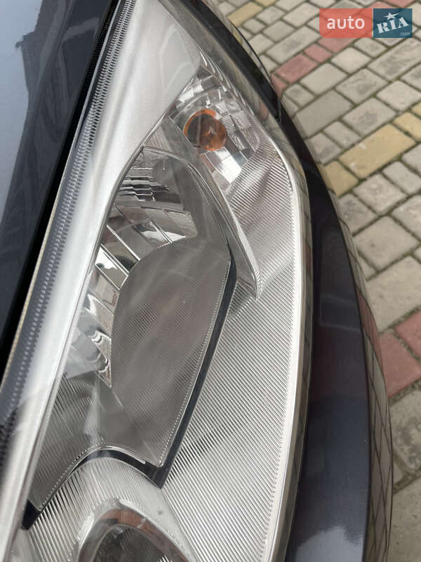 Седан ВАЗ / Lada 2190 Granta 2015 в Харкові