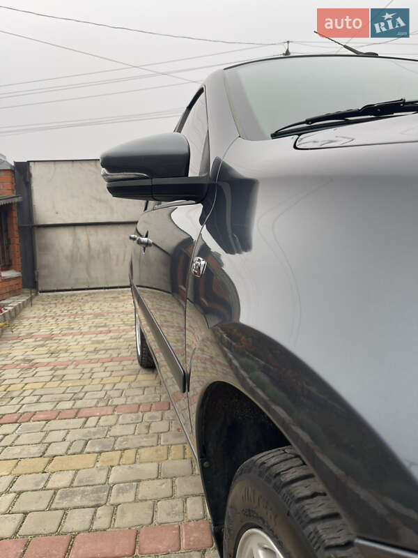 Седан ВАЗ / Lada 2190 Granta 2015 в Харкові