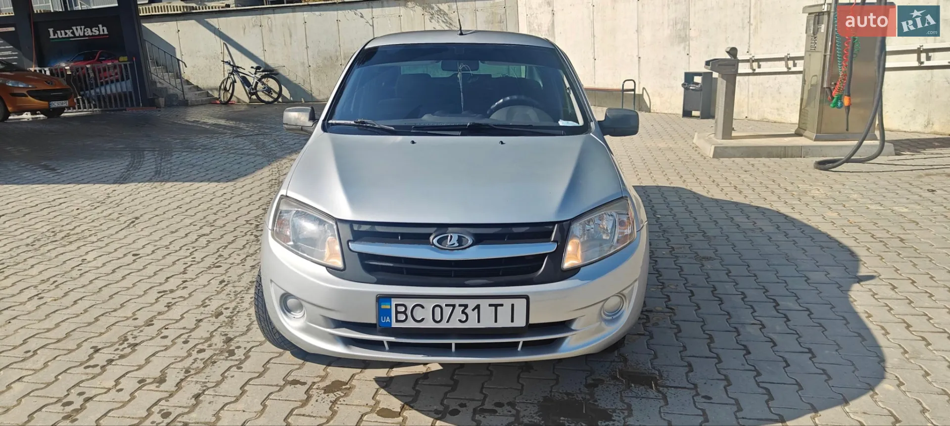 ВАЗ / Lada 2190 Granta 2013