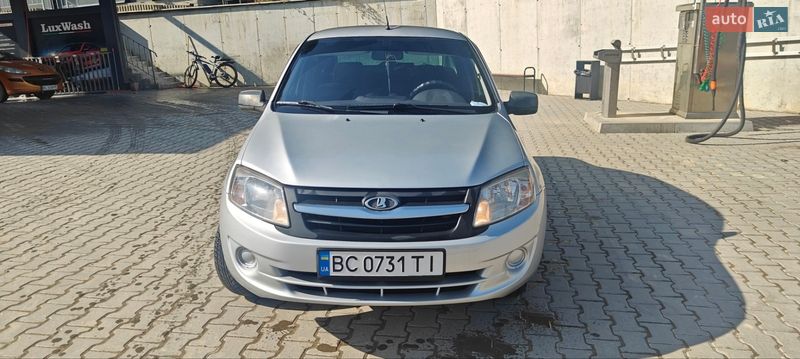 ВАЗ / Lada 2190 Granta 2013
