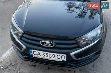 Седан ВАЗ 2190 Granta 2018 в Черкасах