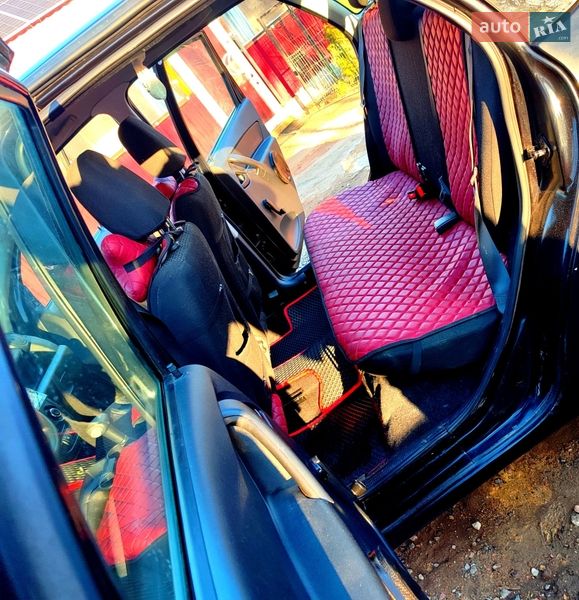 Седан ВАЗ / Lada 2190 Granta 2012 в Одессе