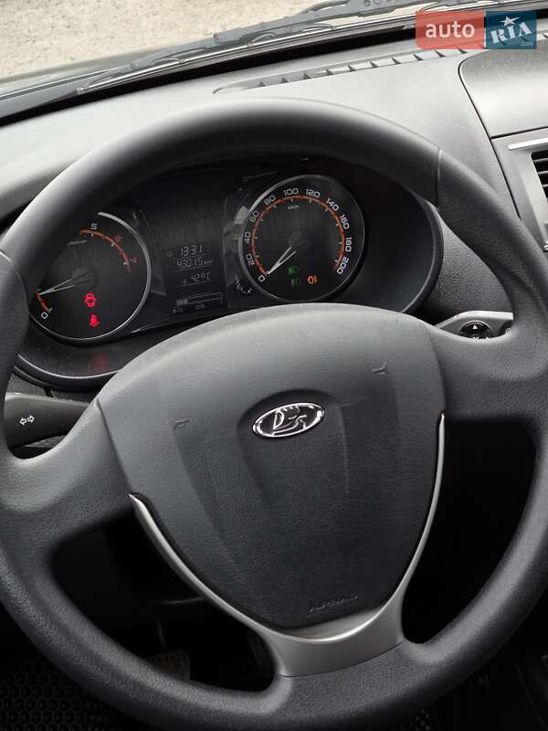 Хэтчбек ВАЗ / Lada 2192 Granta 2021 в Запорожье фото 9 Хэтчбек ВАЗ / Lada 2192 Granta 2021 в Запорожье