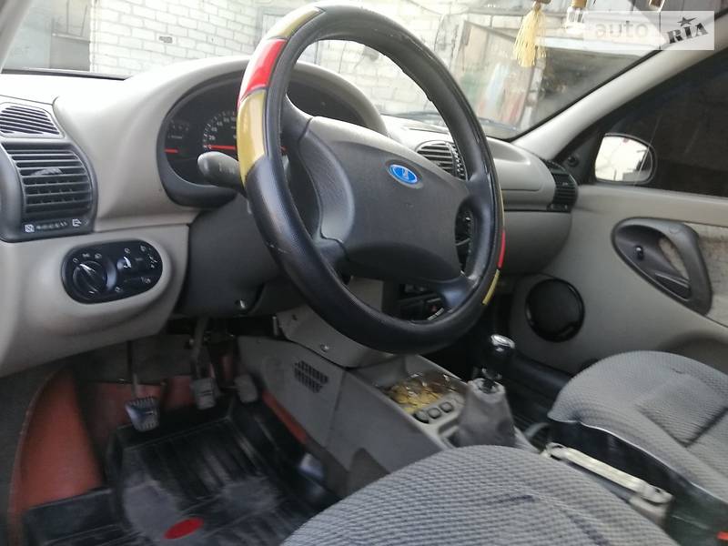 Седан ВАЗ / Lada 2194 Kalina 2007 в Першотравенську