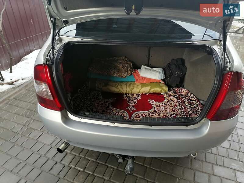 Седан ВАЗ / Lada 2194 Kalina 2008 в Запорожье