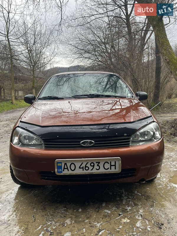 Хэтчбек ВАЗ / Lada 2194 Kalina 2008 в Тячеве