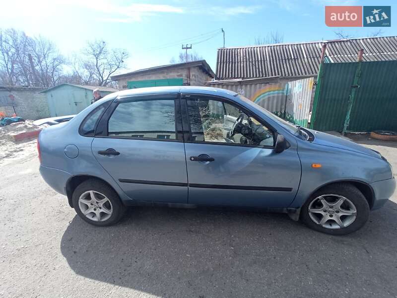 Седан ВАЗ / Lada 2194 Kalina 2006 в Змиеве