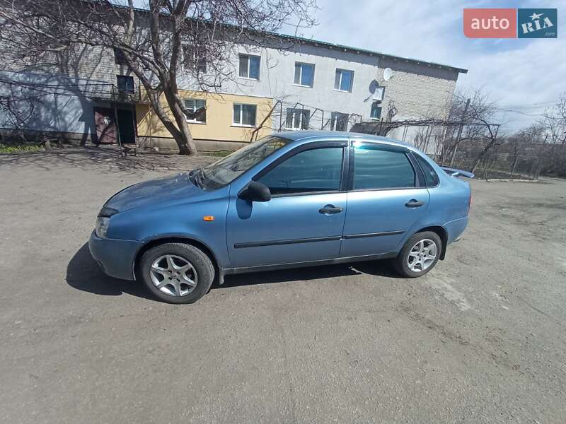 Седан ВАЗ / Lada 2194 Kalina 2006 в Змиеве