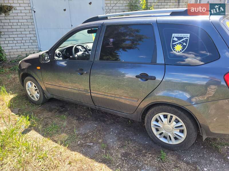 Універсал ВАЗ / Lada 2194 Kalina 2015 в Харкові