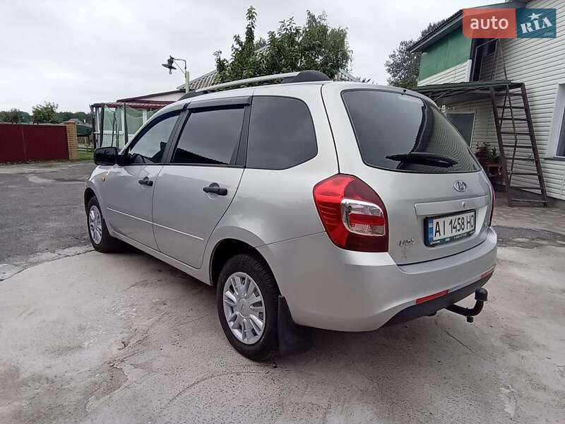 ВАЗ / Lada 2194 Kalina 2017