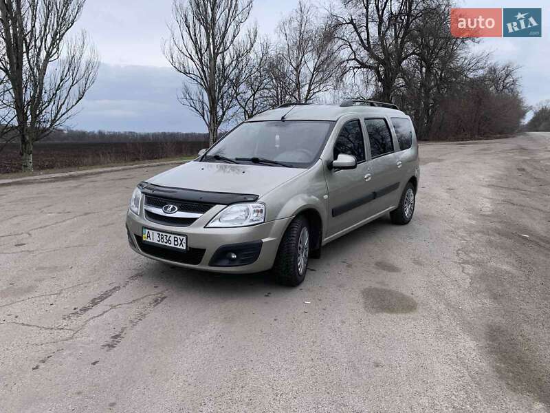 Универсал ВАЗ / Lada Largus 2015 в Киеве