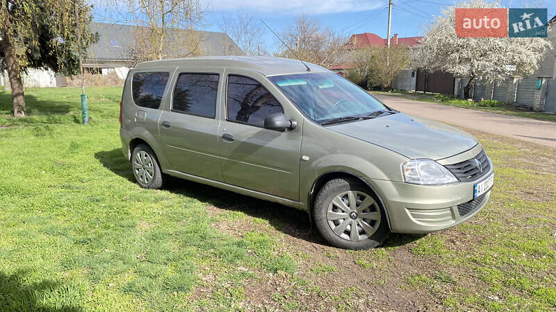 Універсал ВАЗ / Lada Largus 2013 в Переяславі