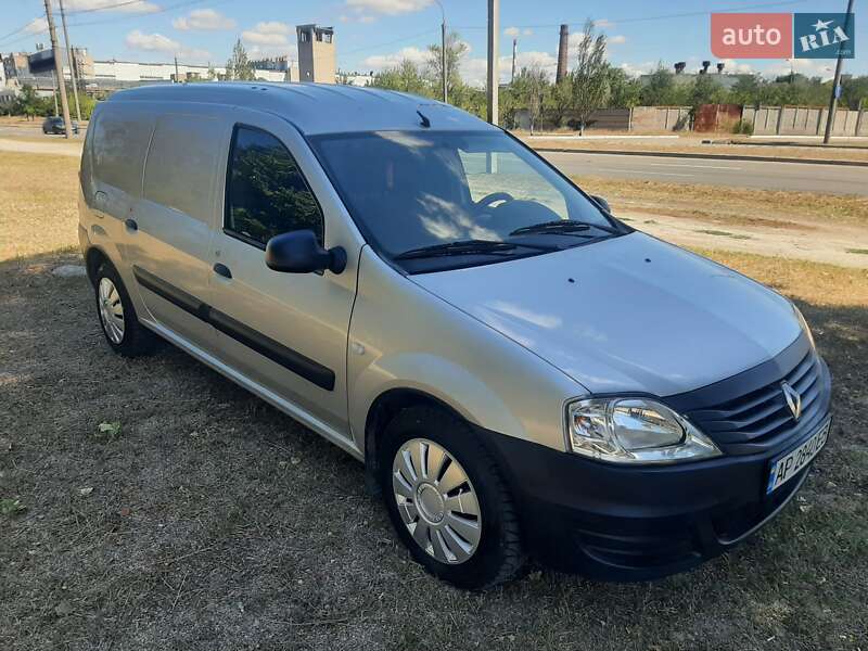 Вантажопасажирський фургон ВАЗ / Lada Largus 2016 в Запоріжжі