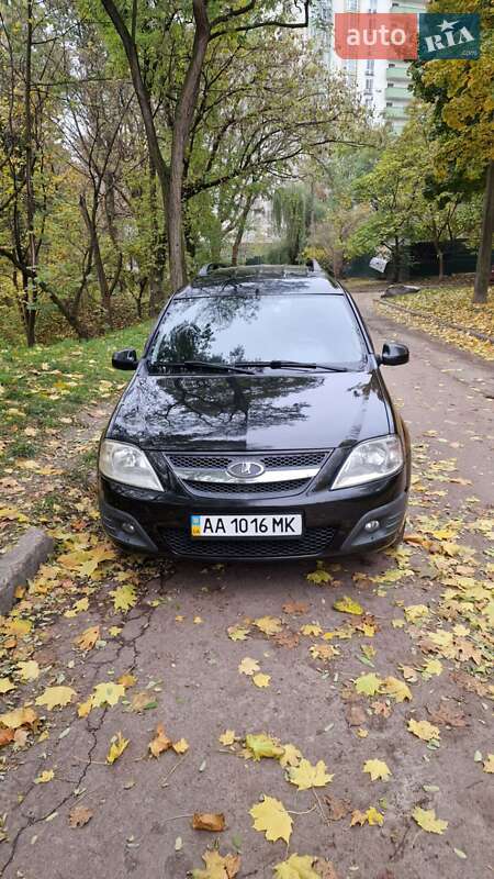 Универсал ВАЗ / Lada Largus 2015 в Киеве фото 5 Универсал ВАЗ / Lada Largus 2015 в Киеве