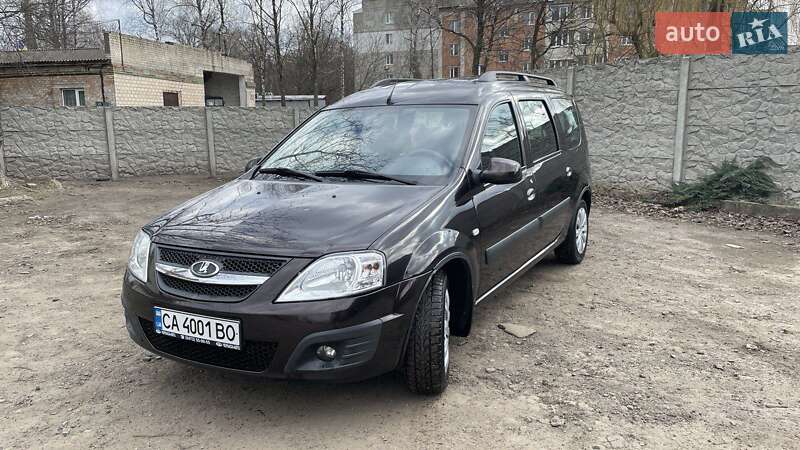 ВАЗ / Lada Largus 2015
