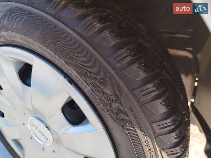 Универсал ВАЗ / Lada Largus 2014 в Житомире фото 31 Универсал ВАЗ / Lada Largus 2014 в Житомире