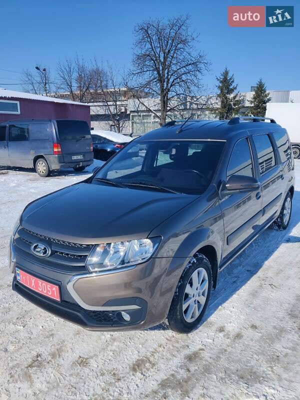 Универсал ВАЗ / Lada Largus 2021 в Киеве