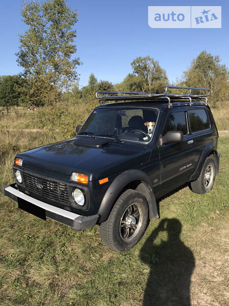 Позашляховик / Кросовер ВАЗ / Lada Niva 2013 в Києві