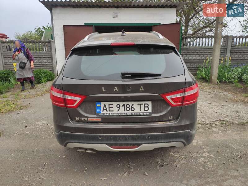 Седан ВАЗ / Lada Vesta Cross 2021 в Голубовке