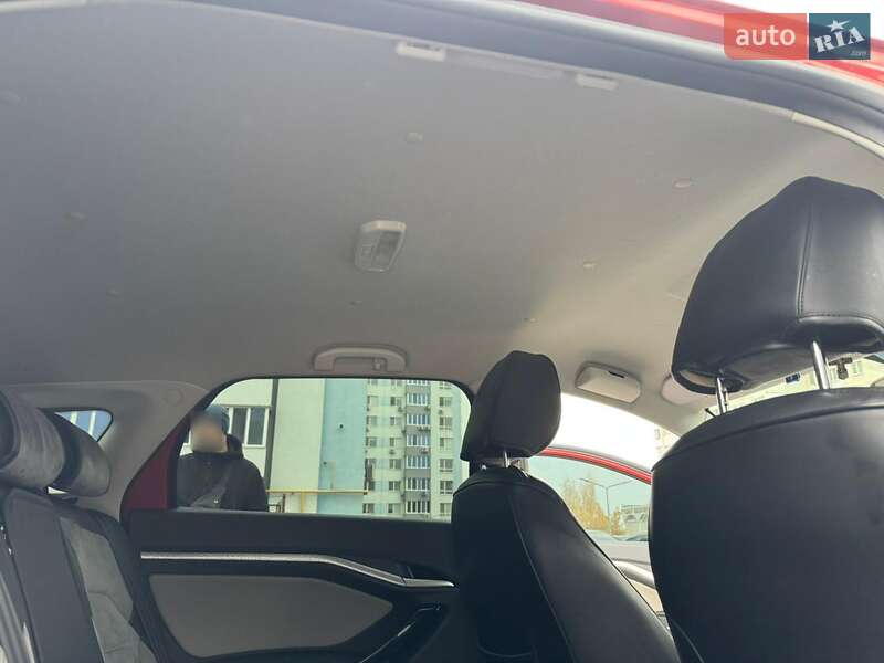 Седан ВАЗ / Lada Vesta Cross 2020 в Черкасах фото 17 Седан ВАЗ / Lada Vesta Cross 2020 в Черкасах