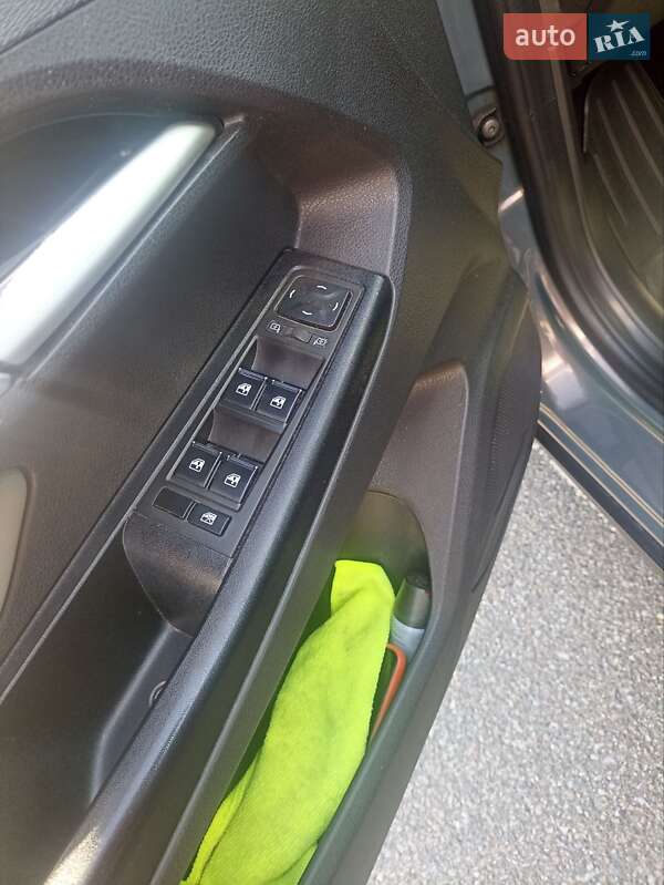 Універсал ВАЗ / Lada Vesta SW Cross 2021 в Києві фото 4 Універсал ВАЗ / Lada Vesta SW Cross 2021 в Києві