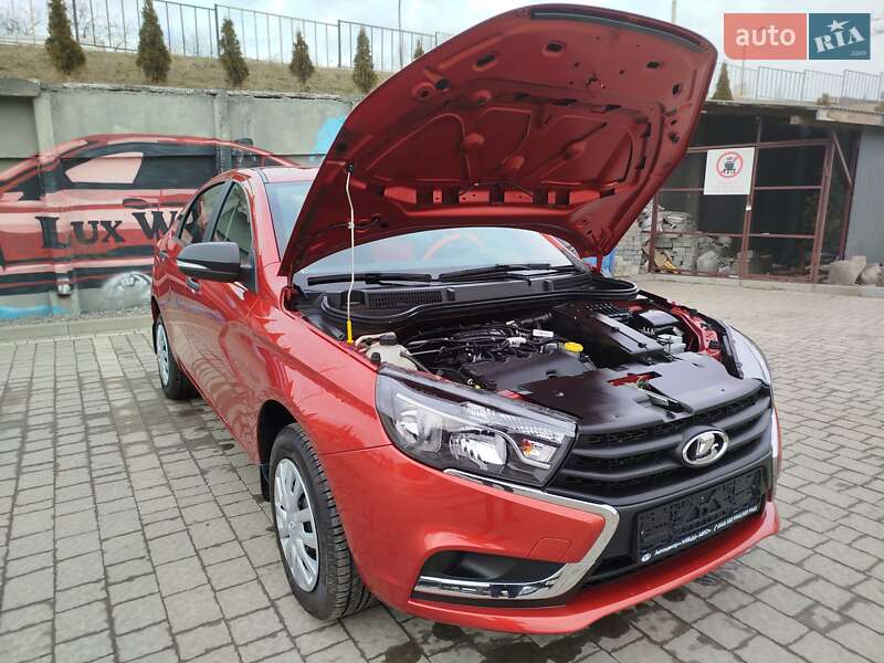 Седан ВАЗ / Lada Vesta 2021 в Трускавце