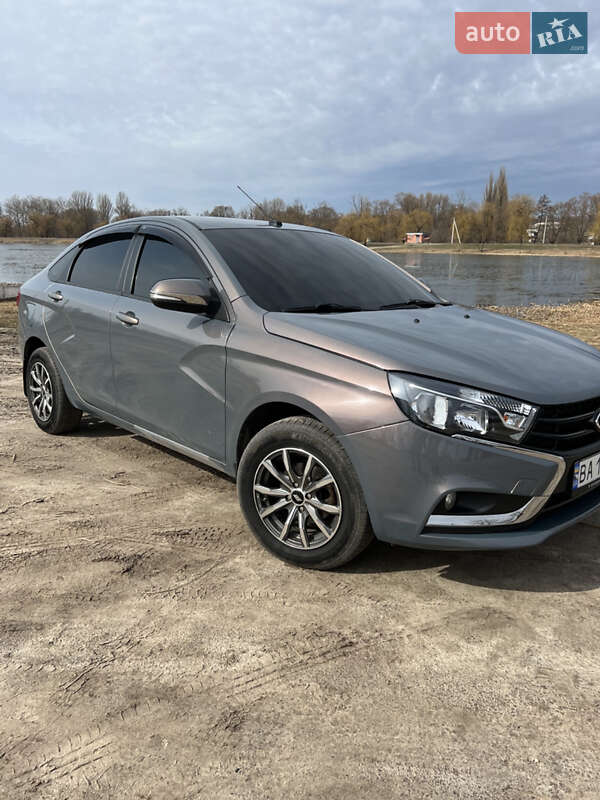 Седан ВАЗ / Lada Vesta 2017 в Богодухіву