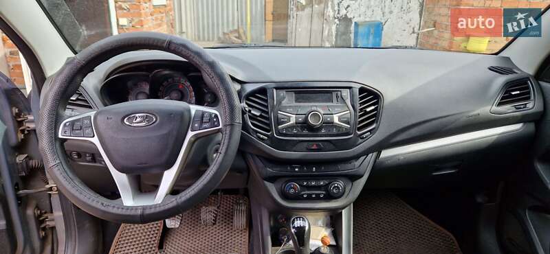 Седан ВАЗ / Lada Vesta 2018 в Сумах