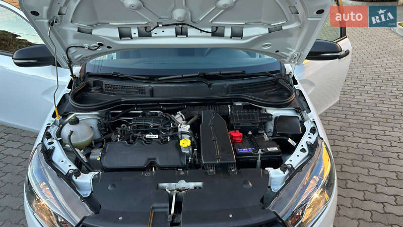 Седан ВАЗ / Lada Vesta 2021 в Львові