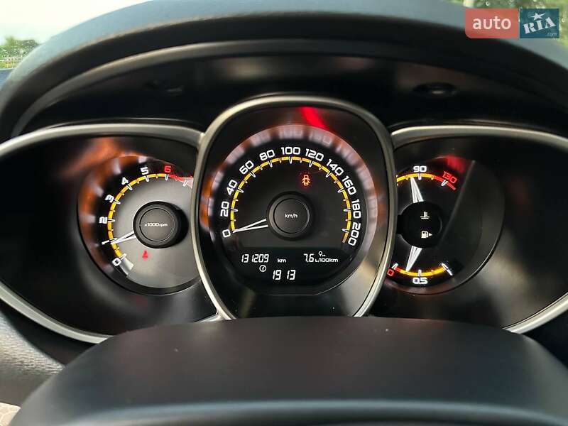 Седан ВАЗ / Lada Vesta 2021 в Дніпрі