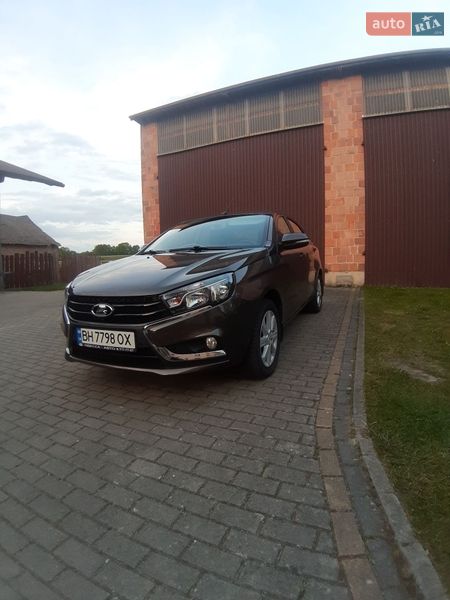 ВАЗ / Lada Vesta 2021