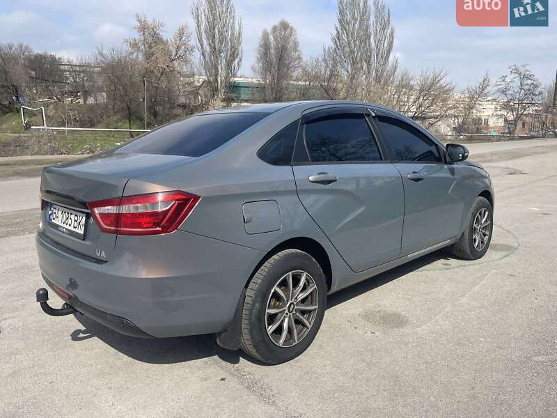 Седан ВАЗ / Lada Vesta 2017 в Днепре
